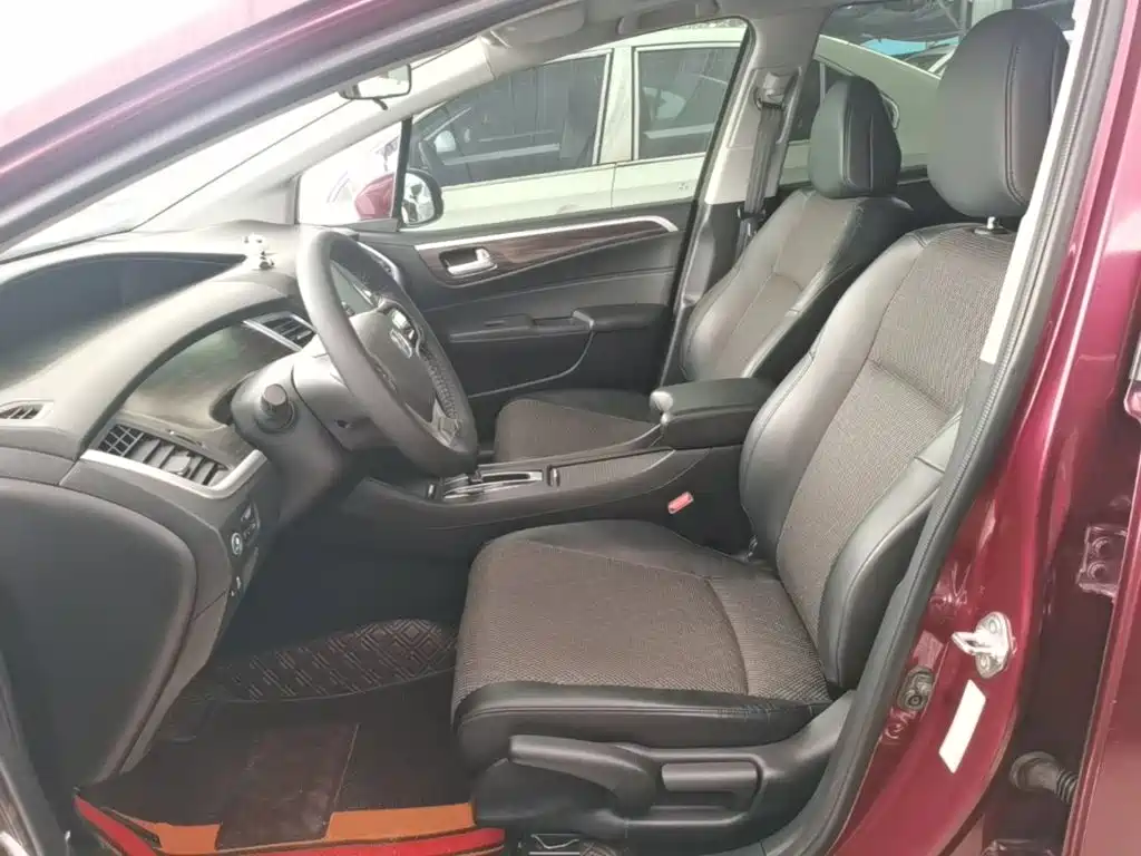 Honda Jade — миниатюра 15