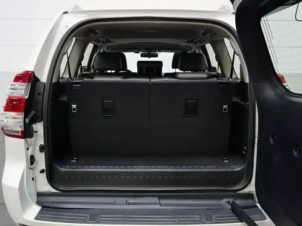 Toyota Prado — миниатюра 16