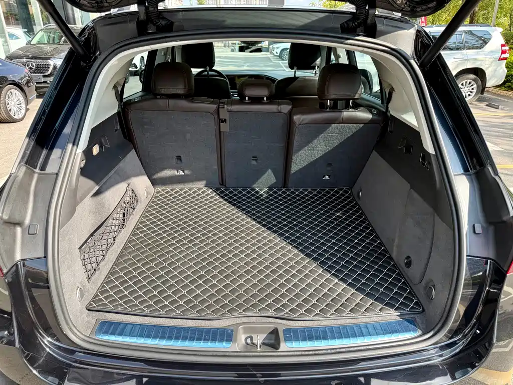 Mercedes-Benz GLE (Import) — миниатюра 22