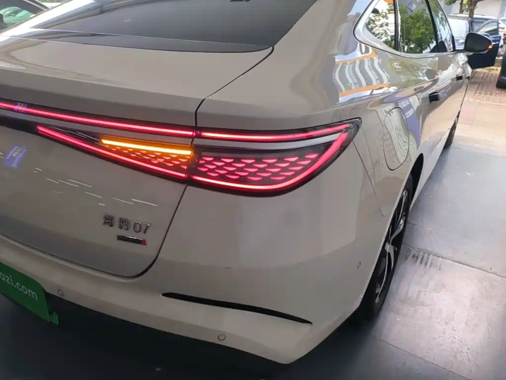 BYD Seal 07 DM-i — миниатюра 8