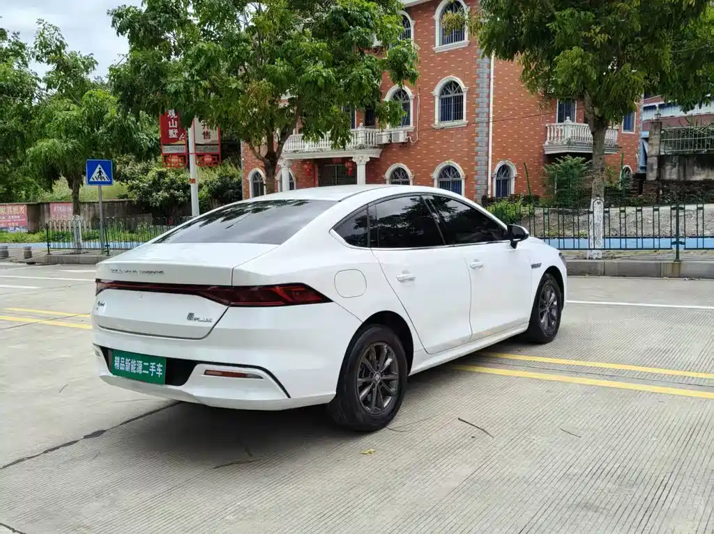 BYD Qin PLUS - фото 10