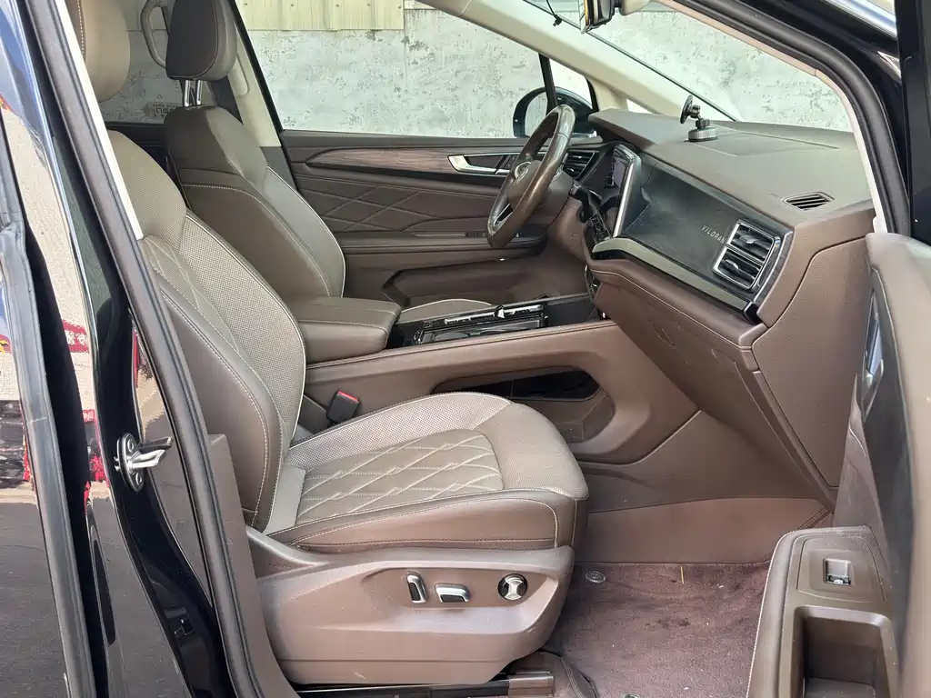 Volkswagen Viloran — миниатюра 9