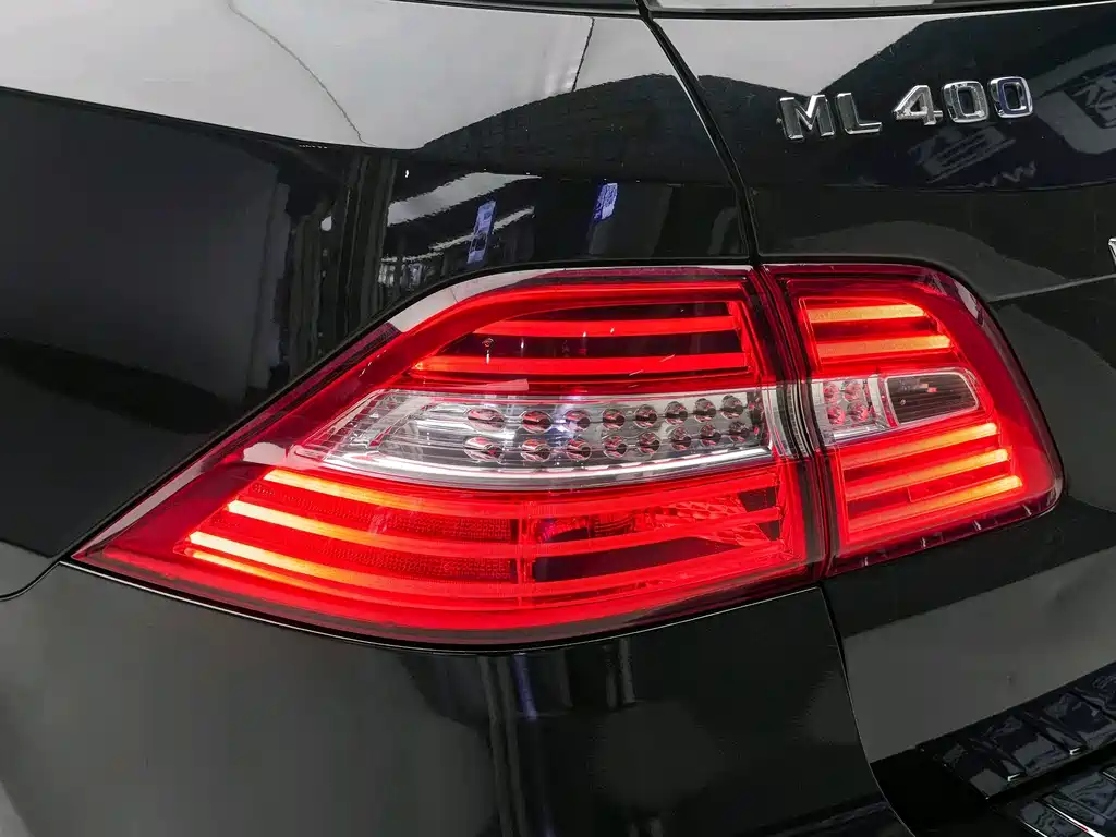 Mercedes-Benz M-Class — миниатюра 17