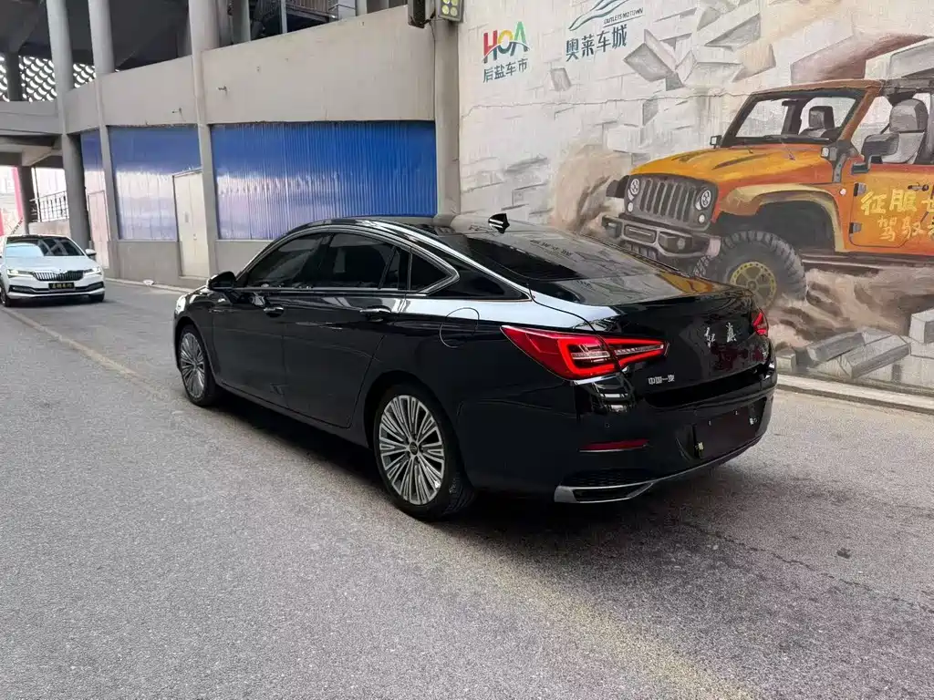 Hongqi Hongqi H5 — миниатюра 4