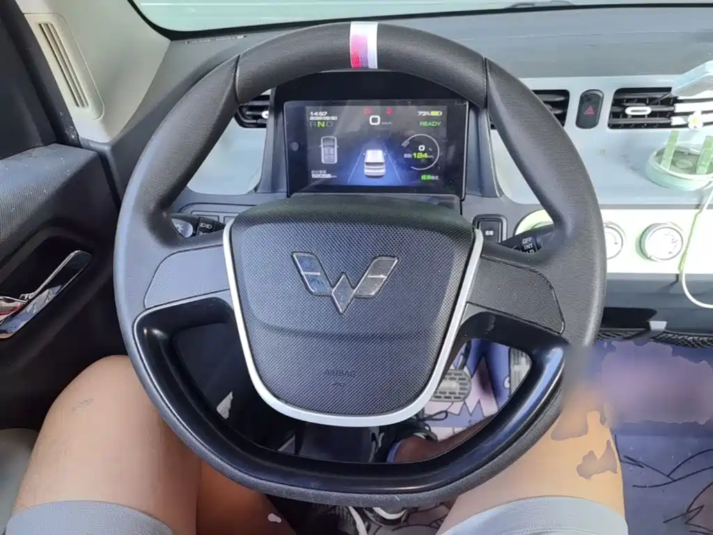 Wuling MINIEV — миниатюра 11
