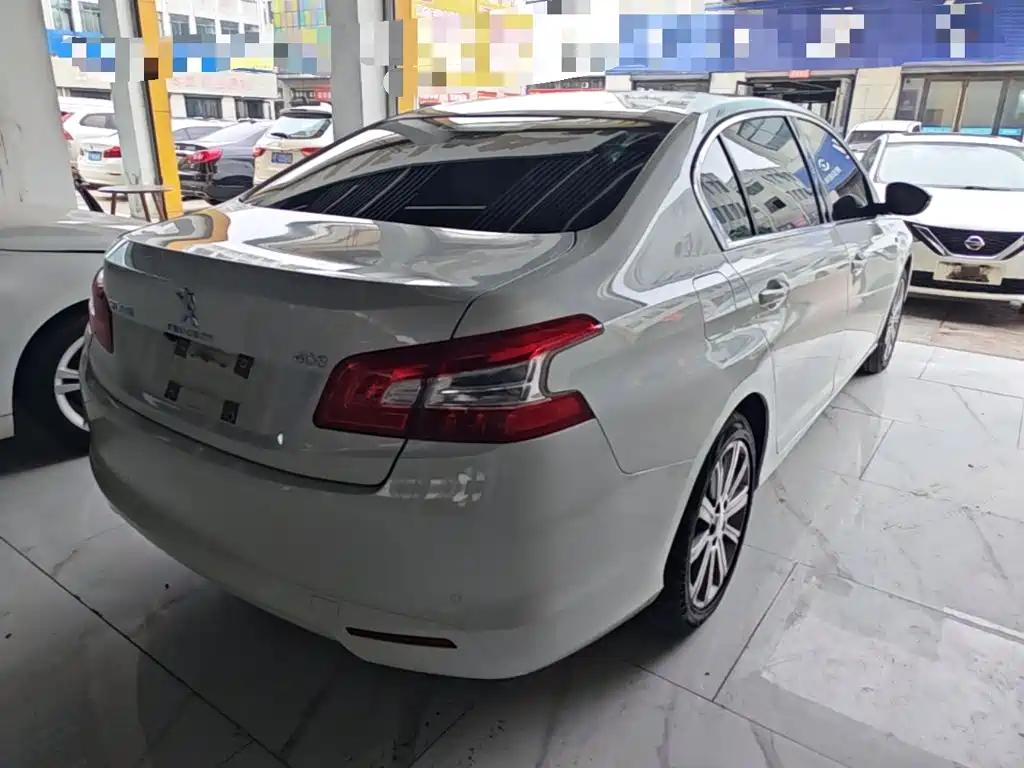 Peugeot 408 — миниатюра 7