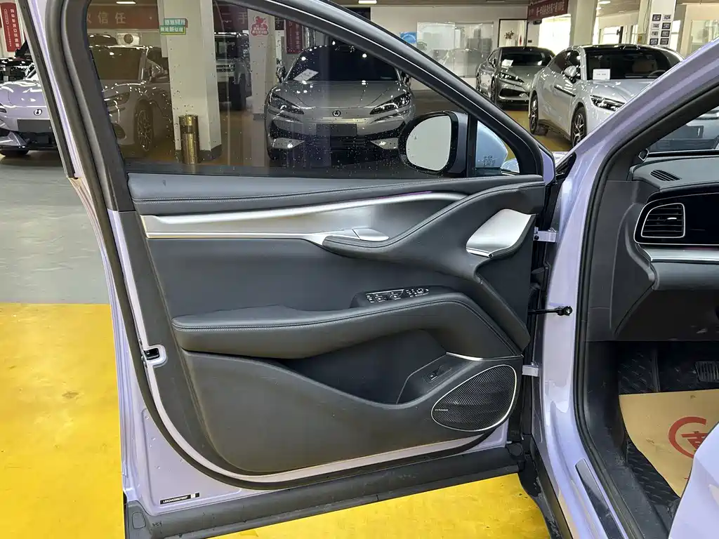 BYD Sealion 07 EV — миниатюра 5