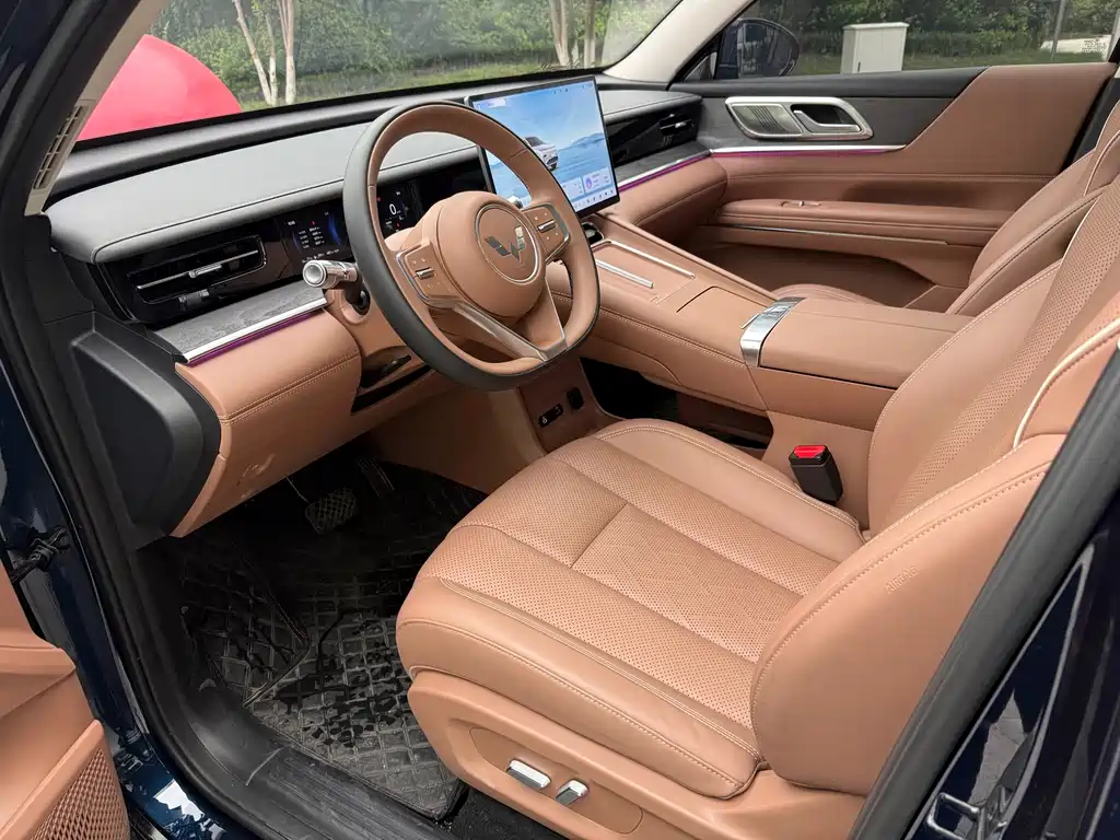 Wuling Xingguang L — миниатюра 6