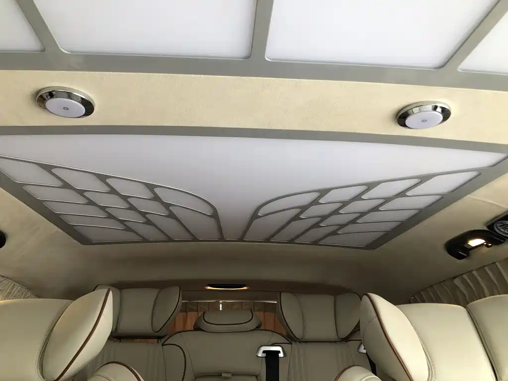 Mercedes-Benz Vito — миниатюра 13