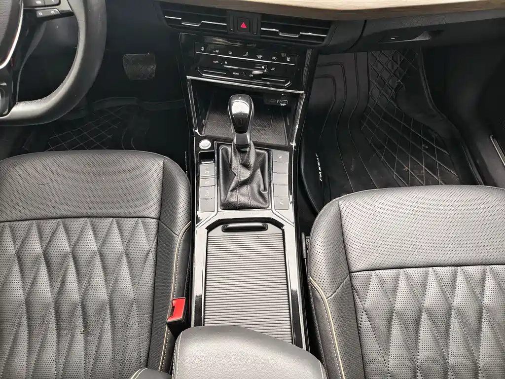 Volkswagen Passat — миниатюра 6