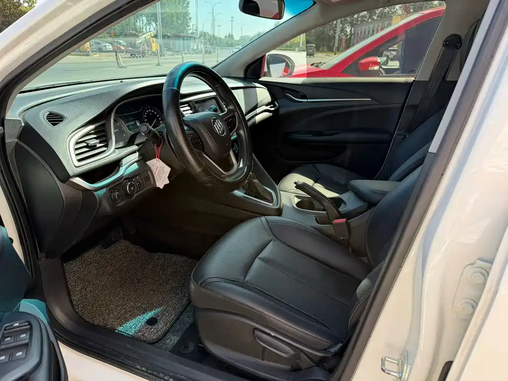 Buick Excelle — миниатюра 7