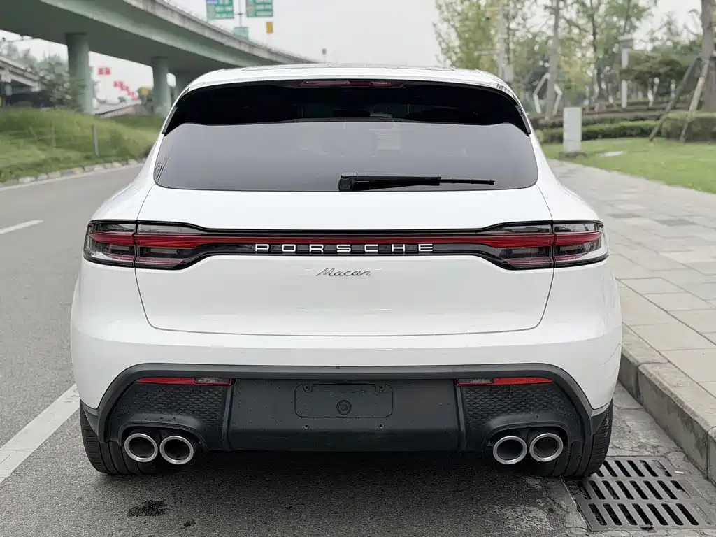 Porsche Macan — миниатюра 5