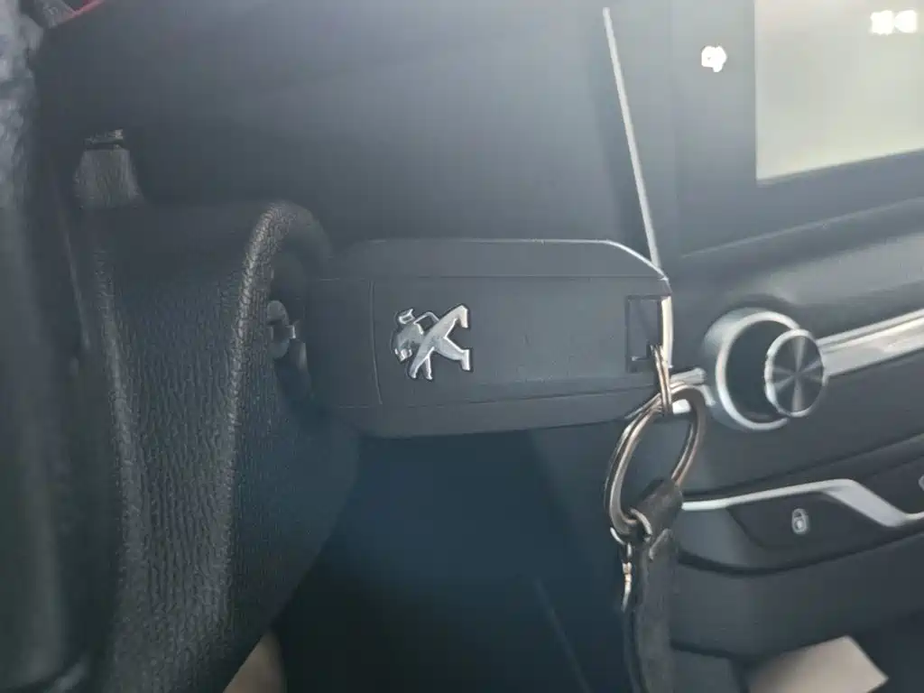 Peugeot 408 — миниатюра 9