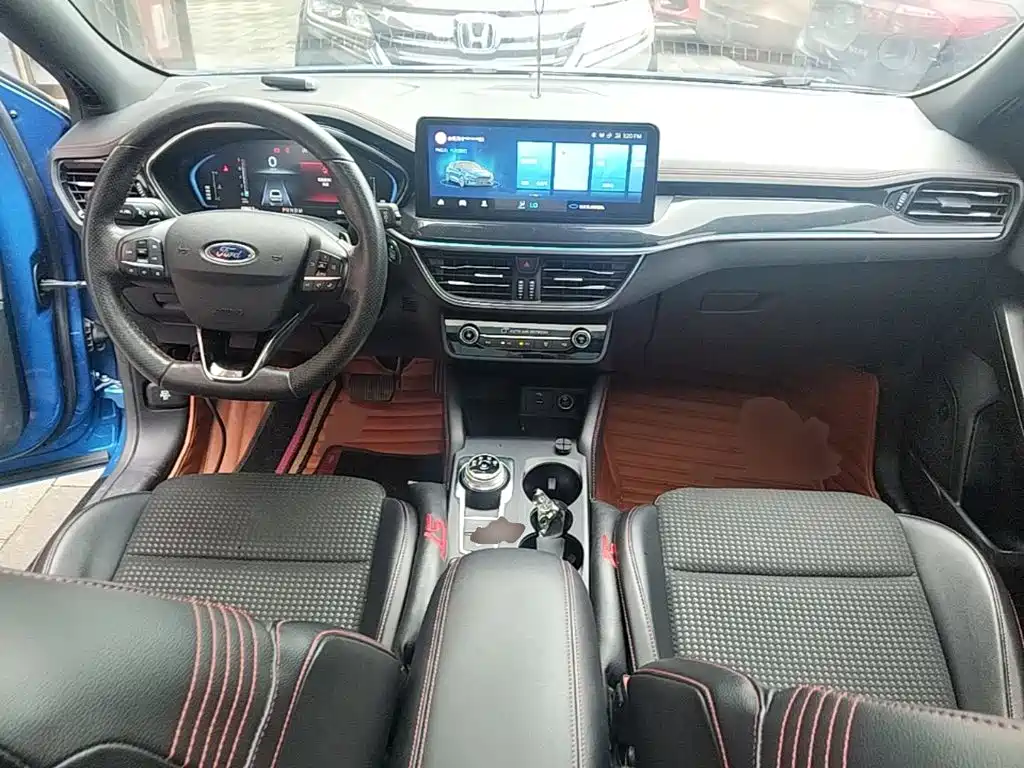 Ford Focus — миниатюра 10