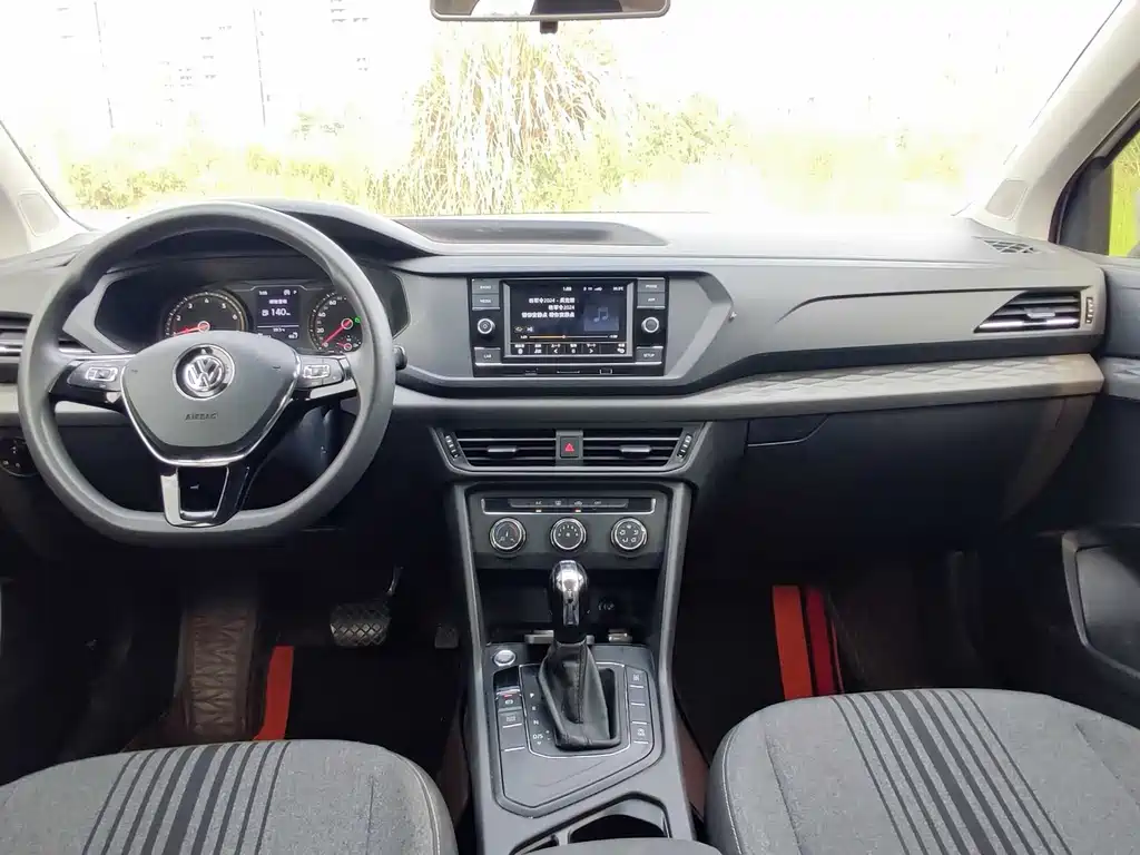 Volkswagen Tharu — миниатюра 7