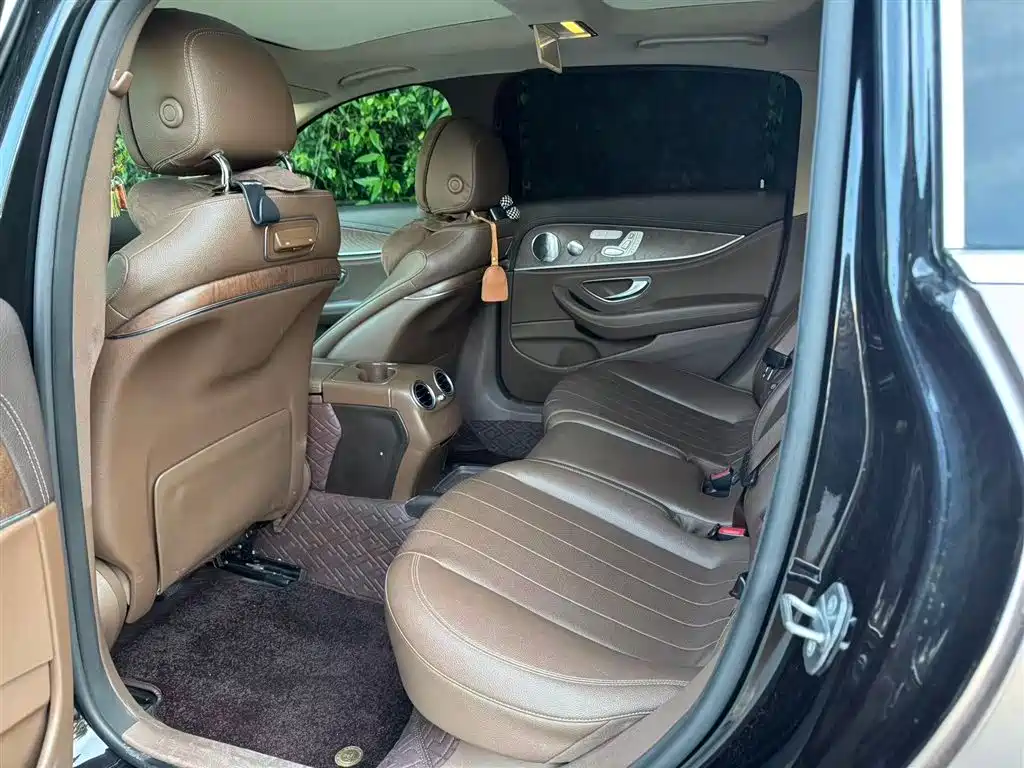 Mercedes-Benz E-Class E 2020 E 300 L Fashion