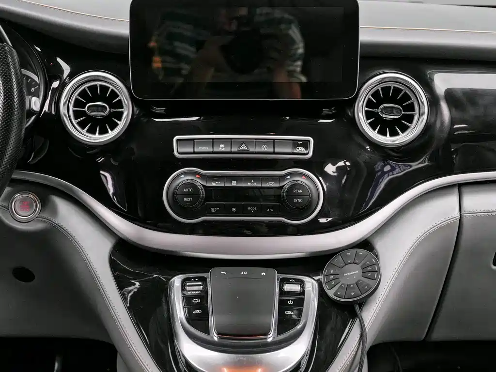 Mercedes-Benz Vito — миниатюра 12