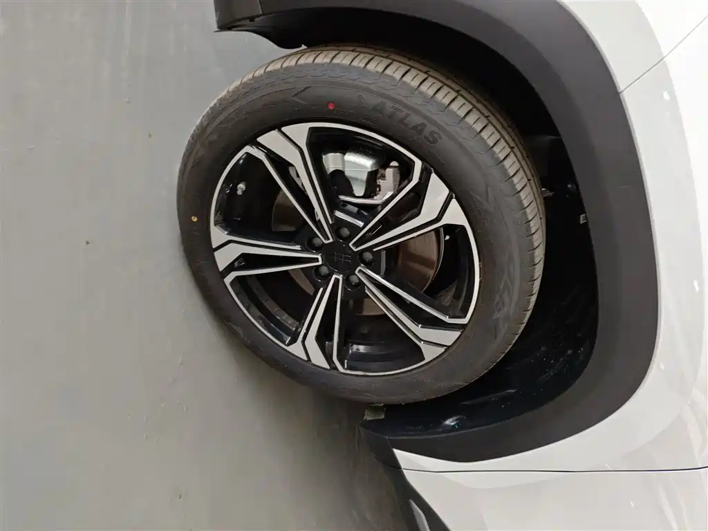 Geely Galaxy L7 2025 EM-i 115km Explorer + Edition