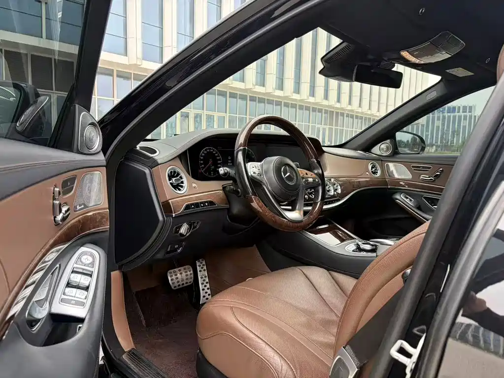 Mercedes-Benz S-Class — миниатюра 4