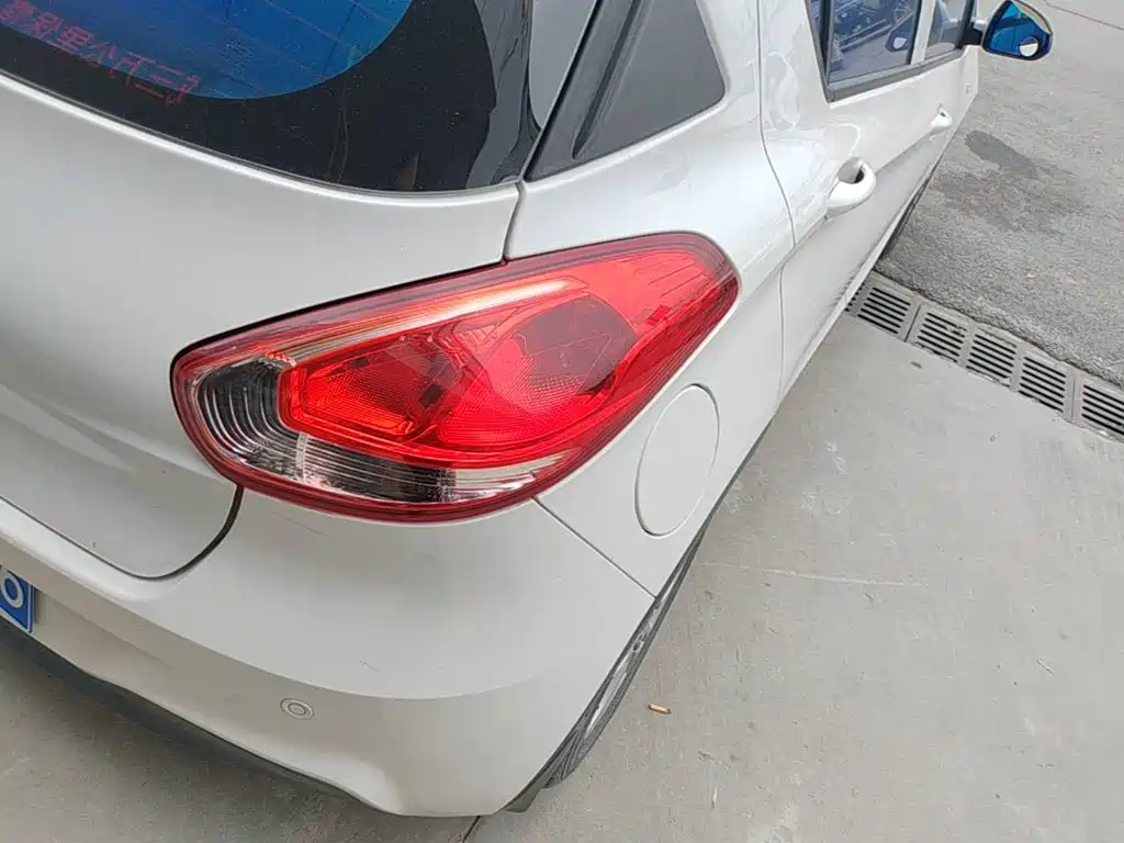 Baojun 310 — миниатюра 8