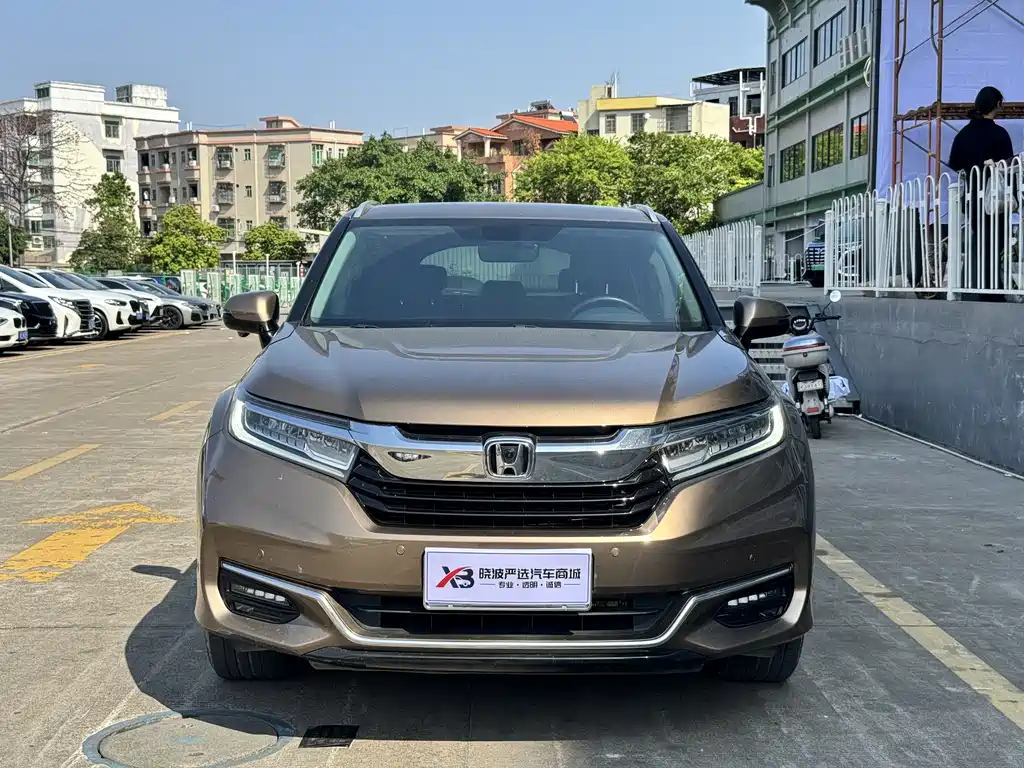 HONDA CROWN ROAD
