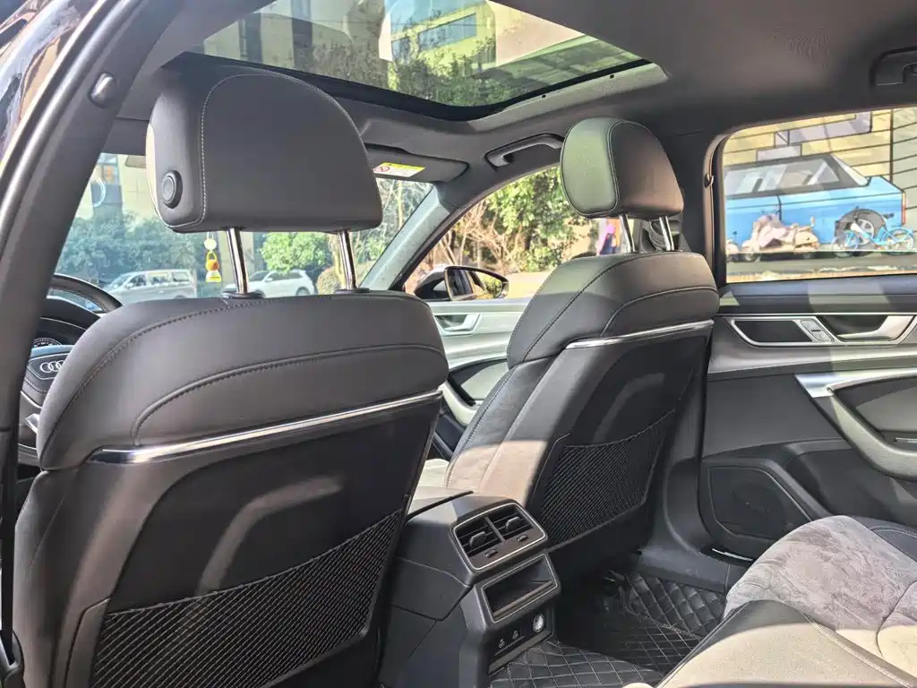 Audi A6L — миниатюра 12