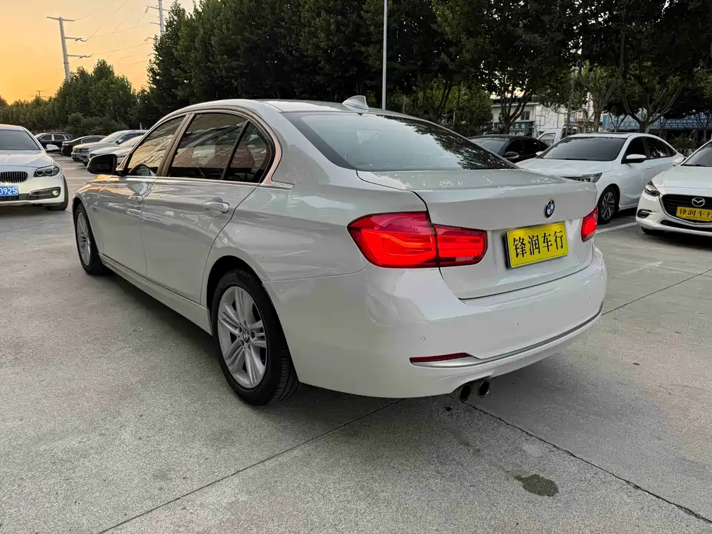 BMW 3 Series — миниатюра 6