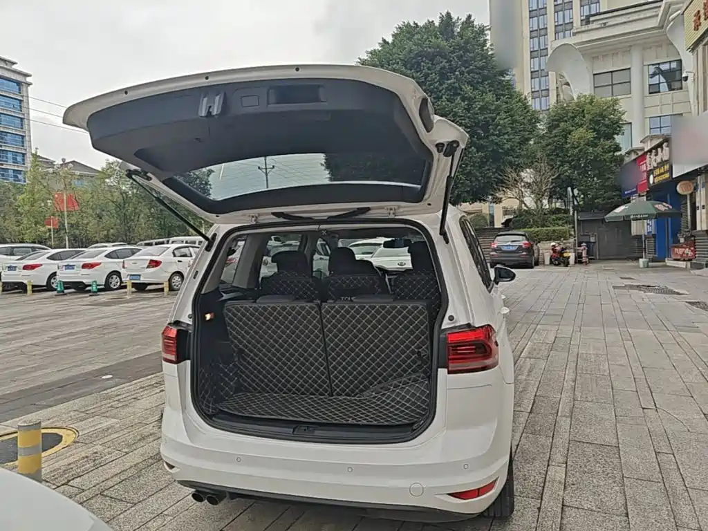 Volkswagen Touran — миниатюра 19
