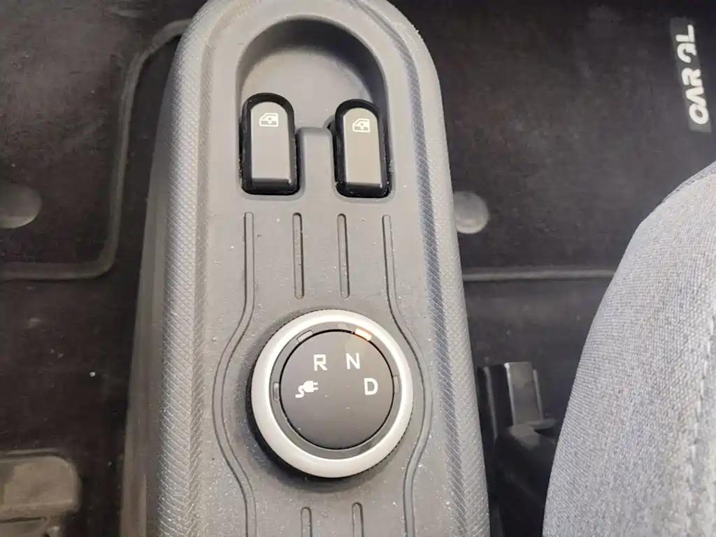 Wuling MINIEV — миниатюра 14