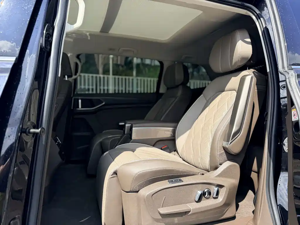 Volkswagen Viloran — миниатюра 11