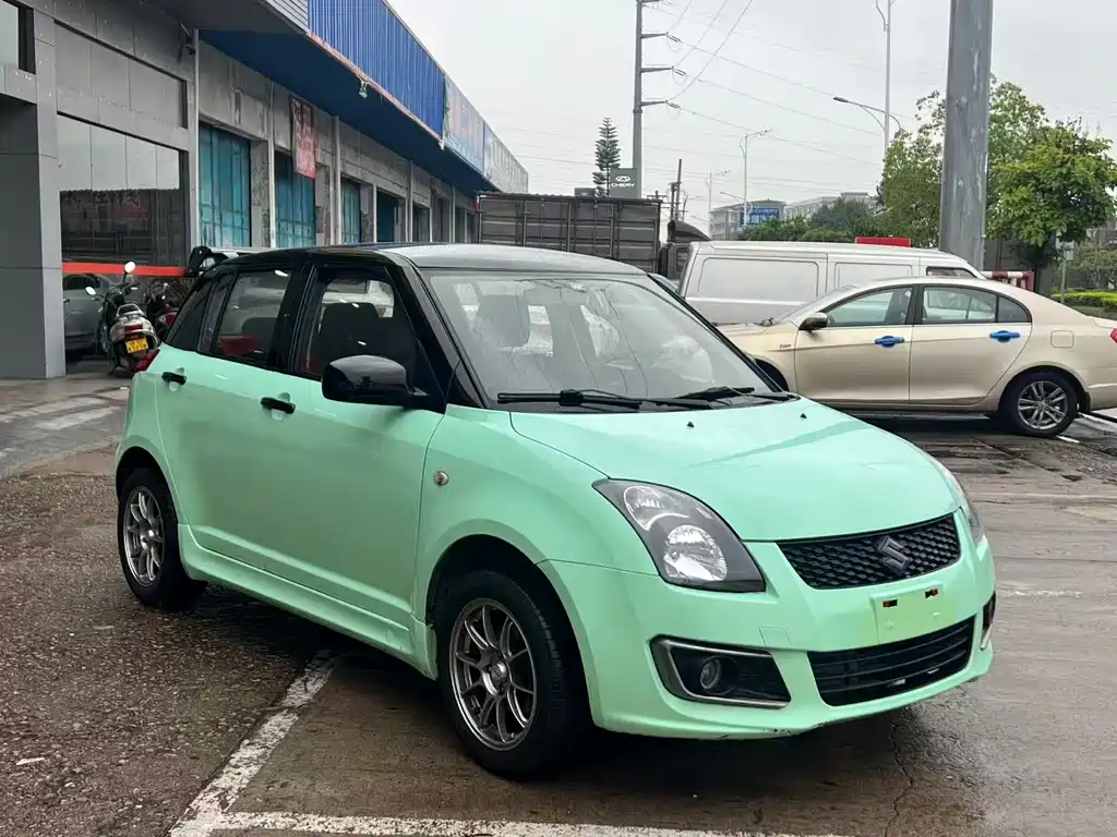 Suzuki Swift 1.3L Manual Value Edition, фото 3