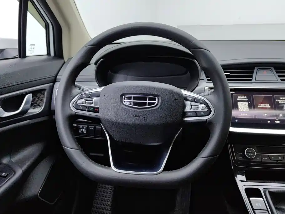 Geely Emgrand GS — миниатюра 15