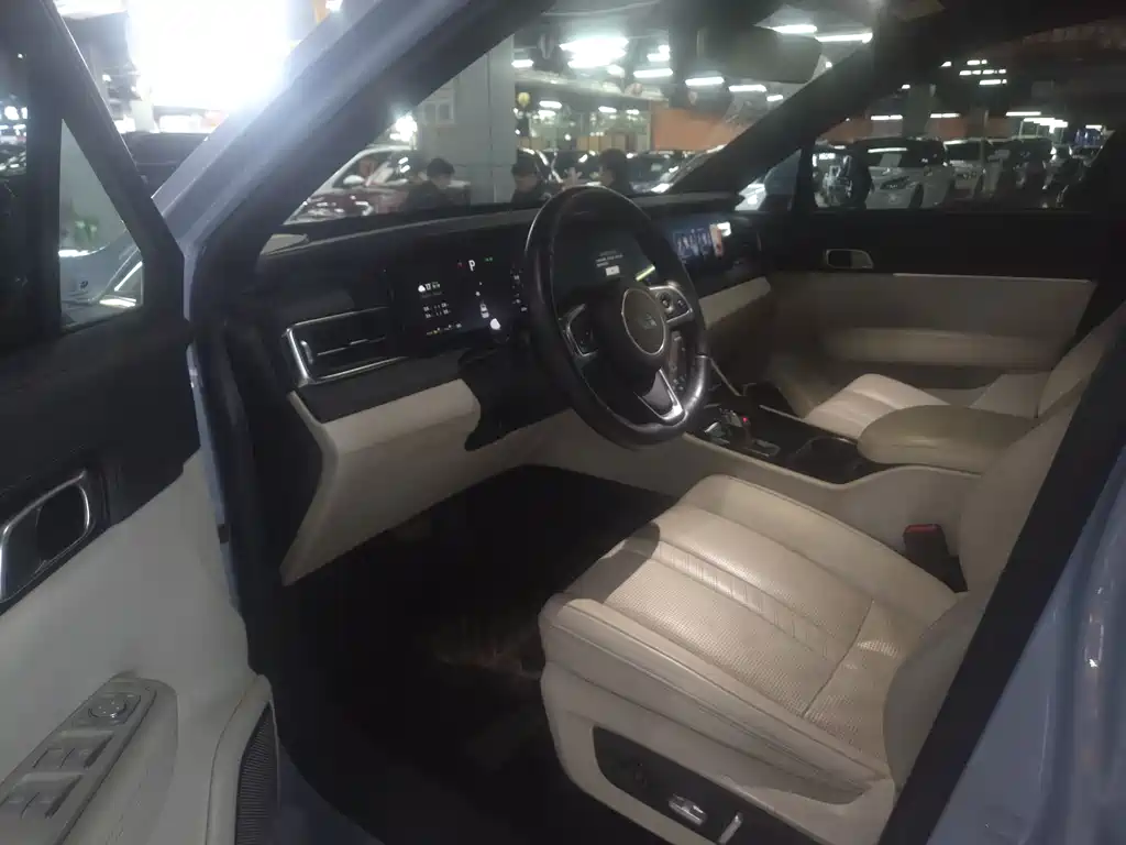 Li Auto Li ONE — миниатюра 5