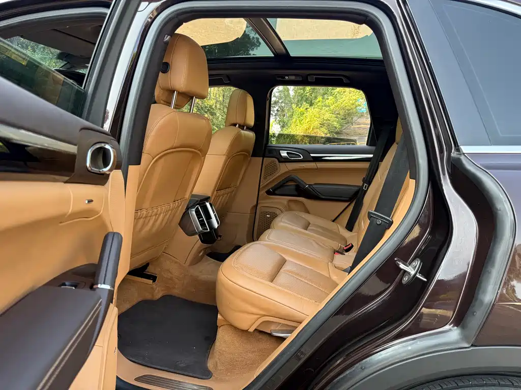 PORSCHE CAYENNE NEW ENERGY