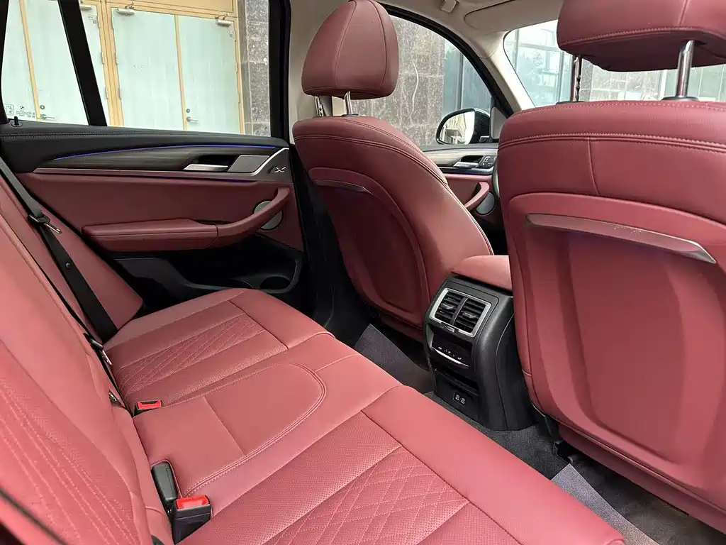 BMW X3 — миниатюра 7