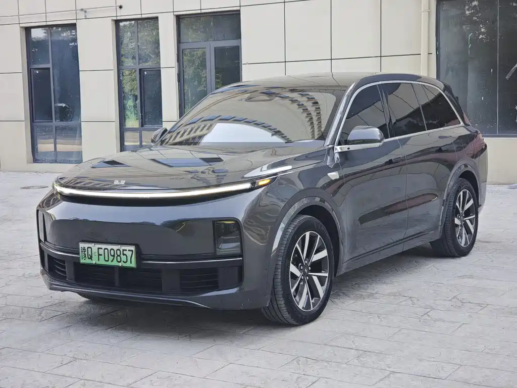 Li Auto L8