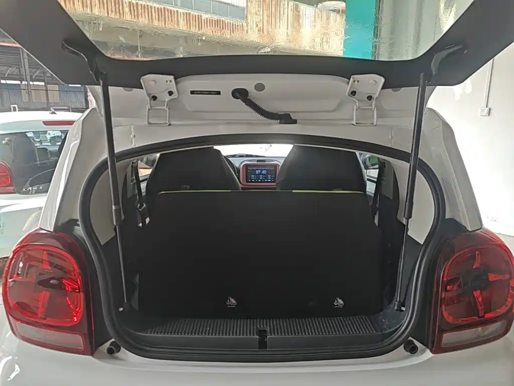 Roewe Clever — миниатюра 19