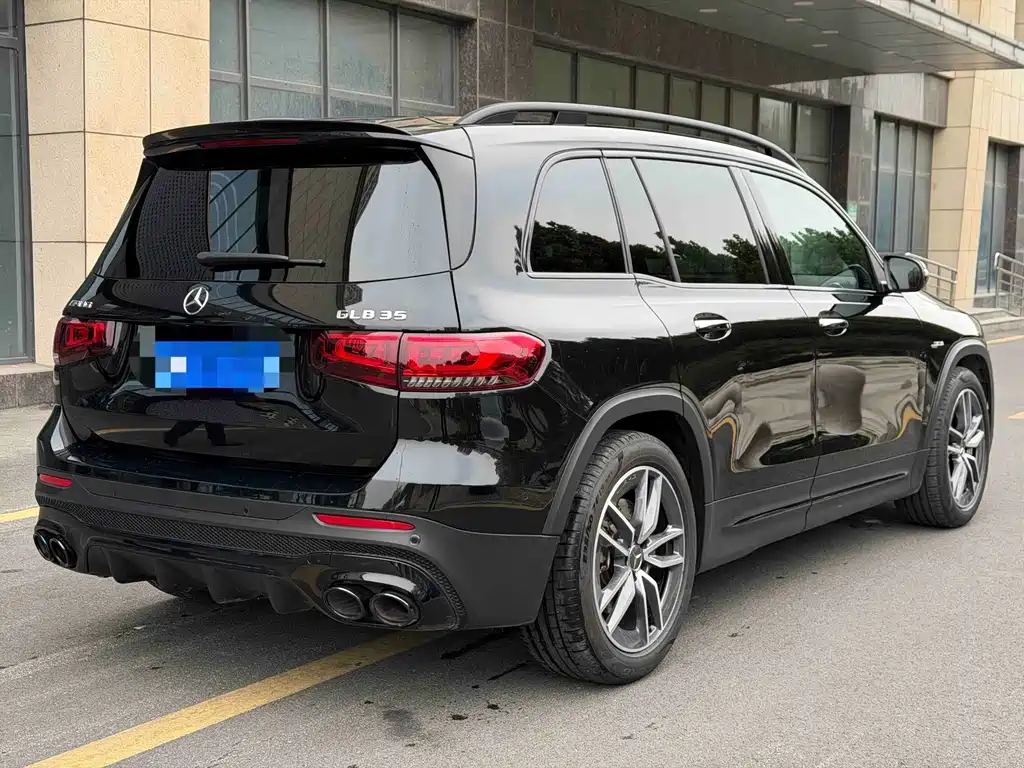 Mercedes-Benz GLB AMG — миниатюра 4