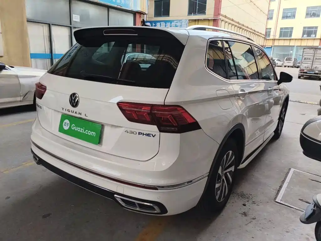 Volkswagen Tiguan L PHEV — миниатюра 7