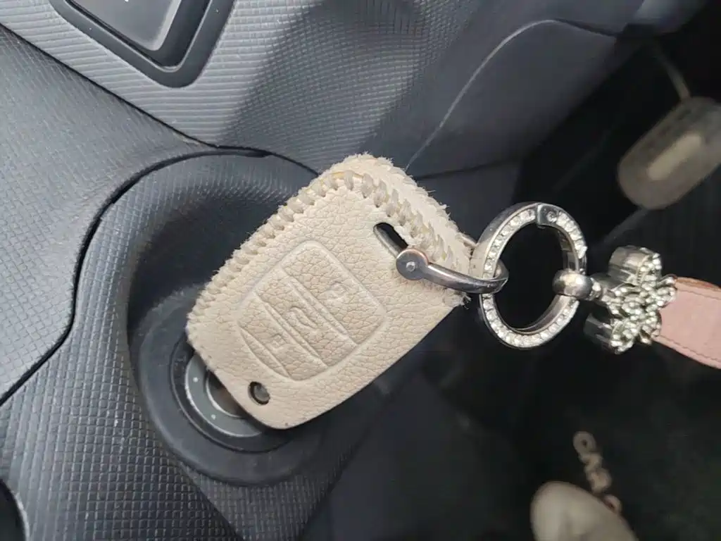 Wuling MINIEV — миниатюра 9