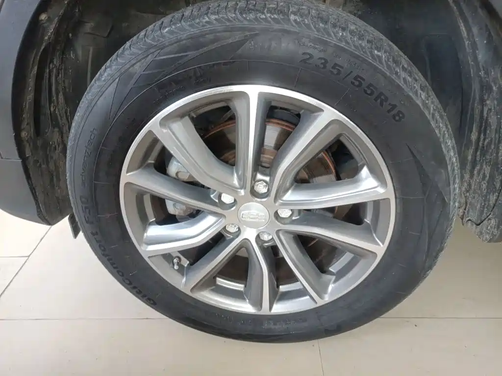 Geely Boyue — миниатюра 23