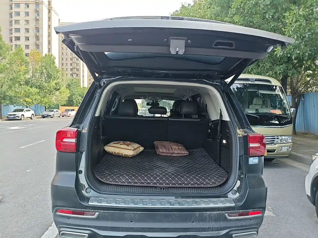 Roewe RX8 — миниатюра 19