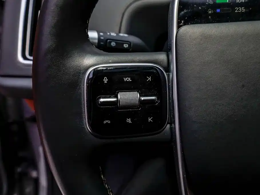 Li Auto Li L9 — миниатюра 15