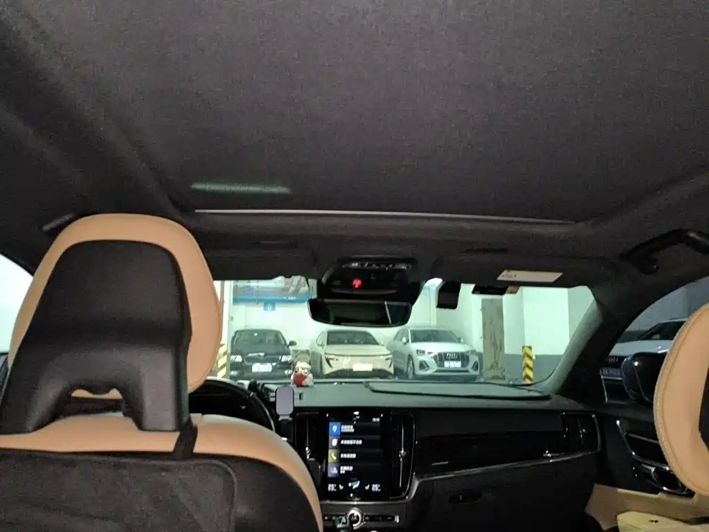 Volvo S90 — миниатюра 19