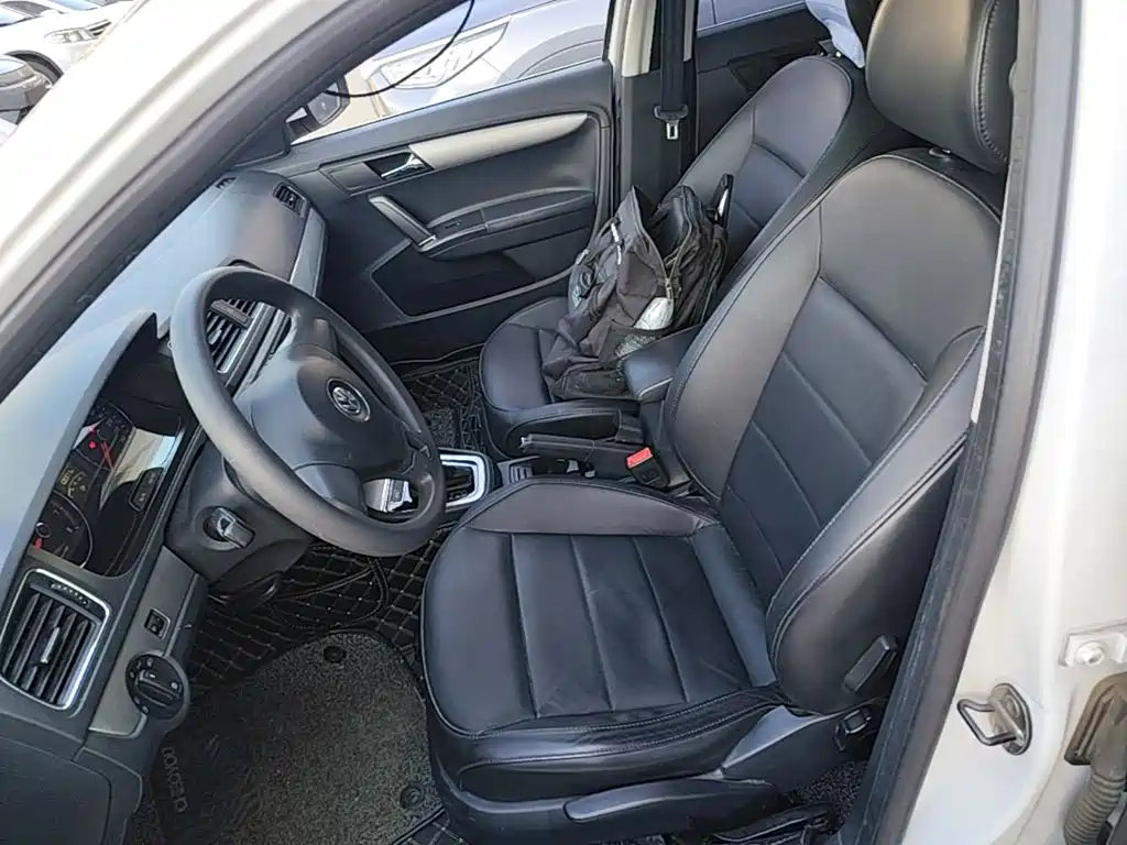 Volkswagen Lavida — миниатюра 20