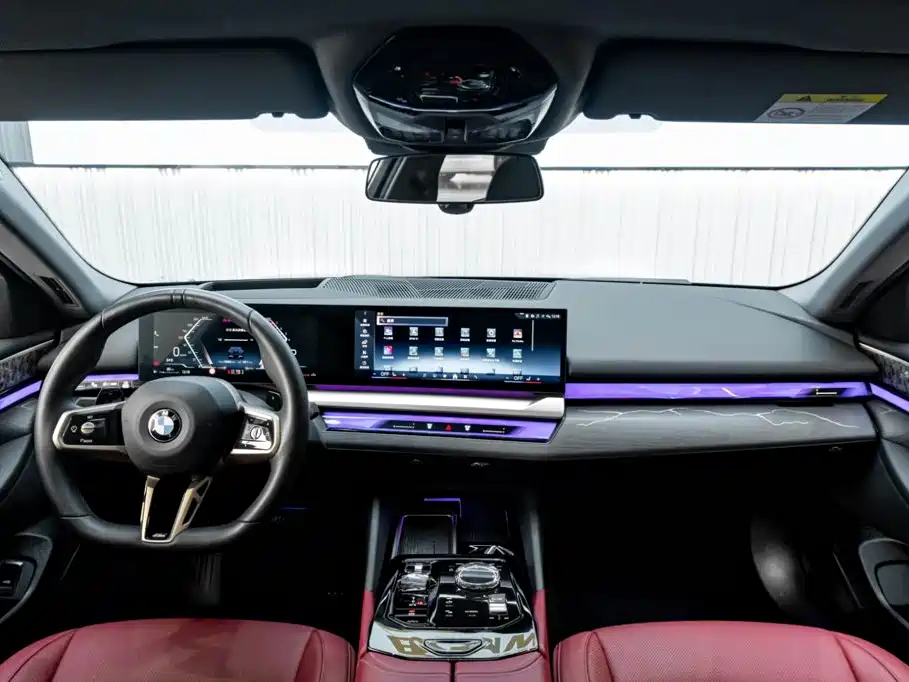 BMW 5 Series — миниатюра 15