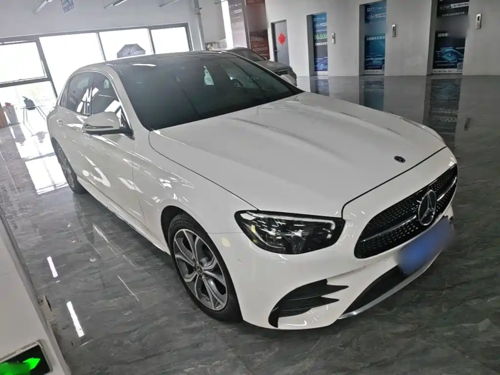 Mercedes-Benz E-Class 2021 — фото 3