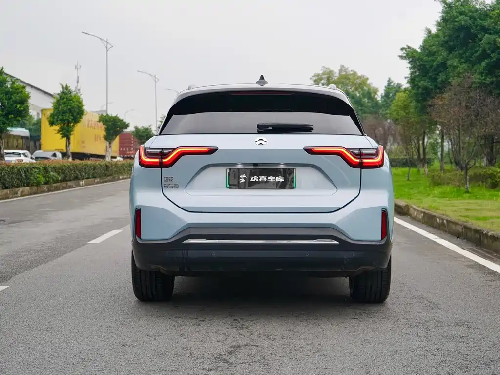 NIO ES6 — миниатюра 5