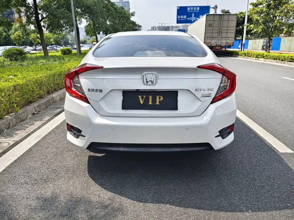 Honda Civic — миниатюра 14