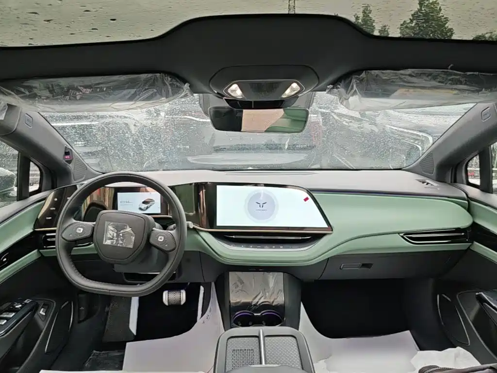 Hongqi Hongqi EH7 — миниатюра 10